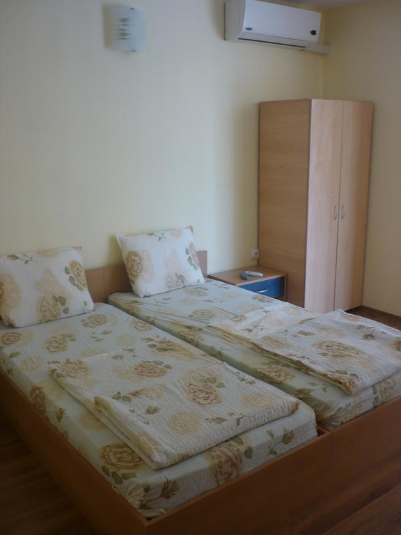 Guest House Pri Valyo Primorsko Esterno foto