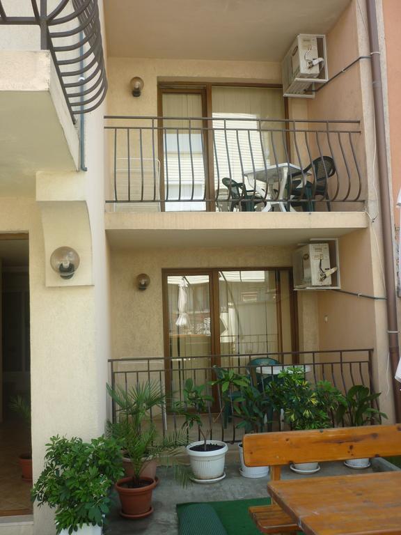 Guest House Pri Valyo Primorsko Esterno foto