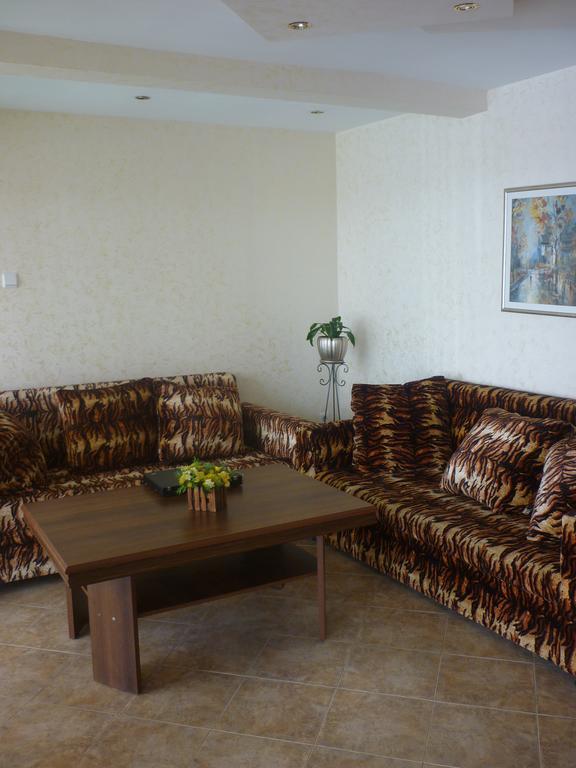Guest House Pri Valyo Primorsko Esterno foto