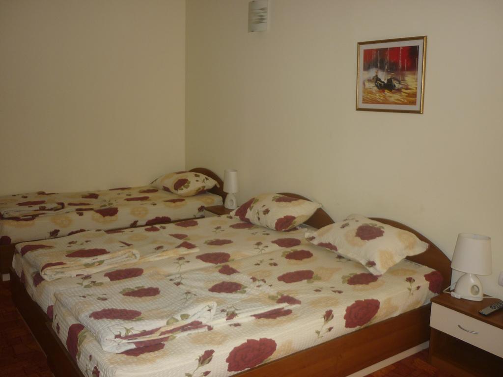 Guest House Pri Valyo Primorsko Esterno foto