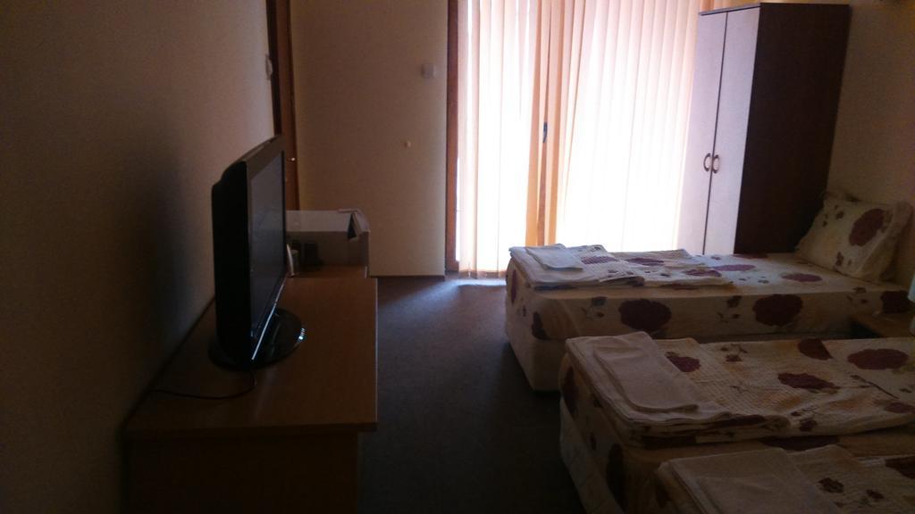 Guest House Pri Valyo Primorsko Esterno foto