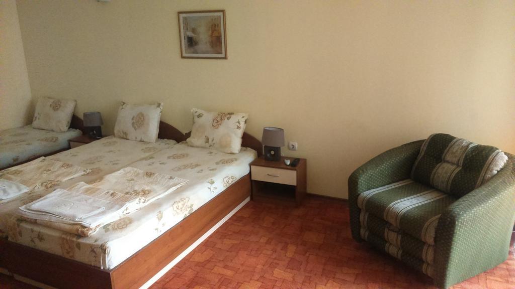 Guest House Pri Valyo Primorsko Esterno foto